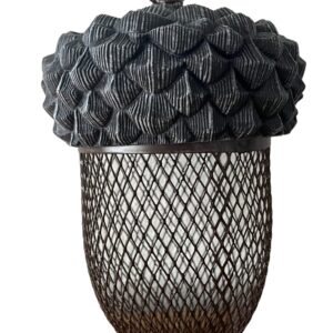 Metal acorn birdfeeder